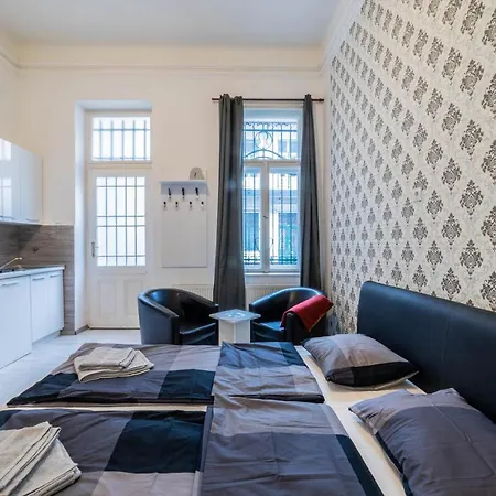 White Central Apartment Budapest